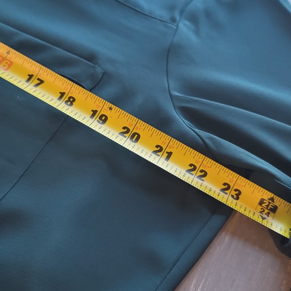 Express Hunter Green Long Sleeve Button Up Shirt XL Euc - Picture 3 of 5